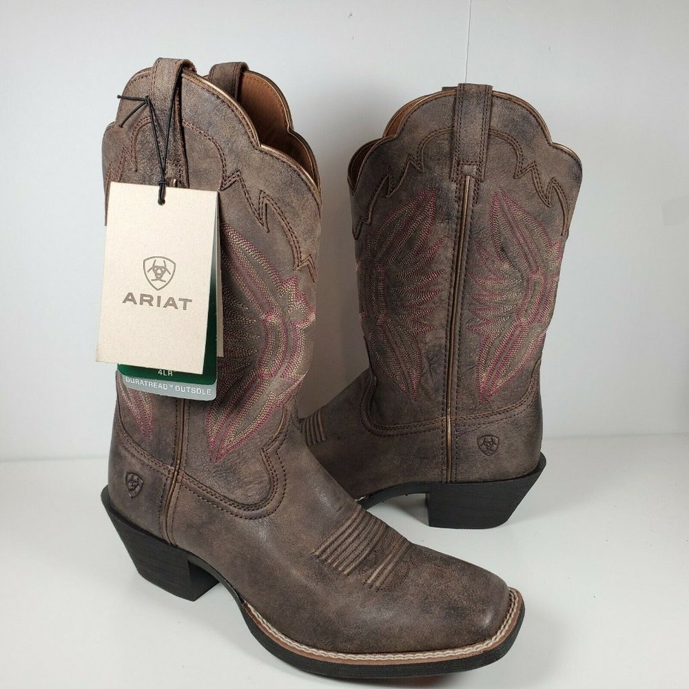 Ariat Women boots Round Up Outfitter Western
